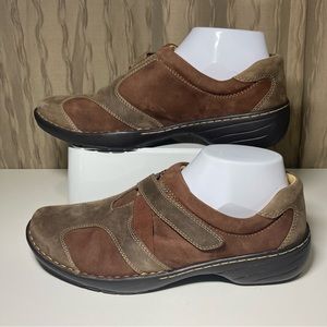 Sofft Women's 9.5 Walking Loafer Brown Leather Slip On Hook & Loop Comfy Shoe